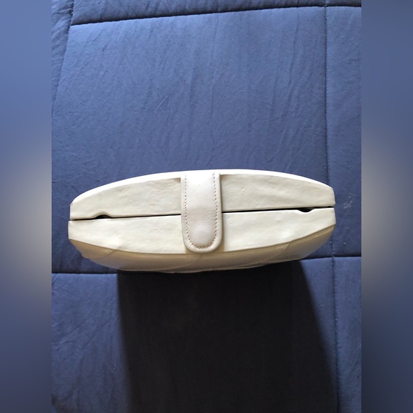 Barbara Bolan Too vintage white clutch purse - Picture 13 of 16